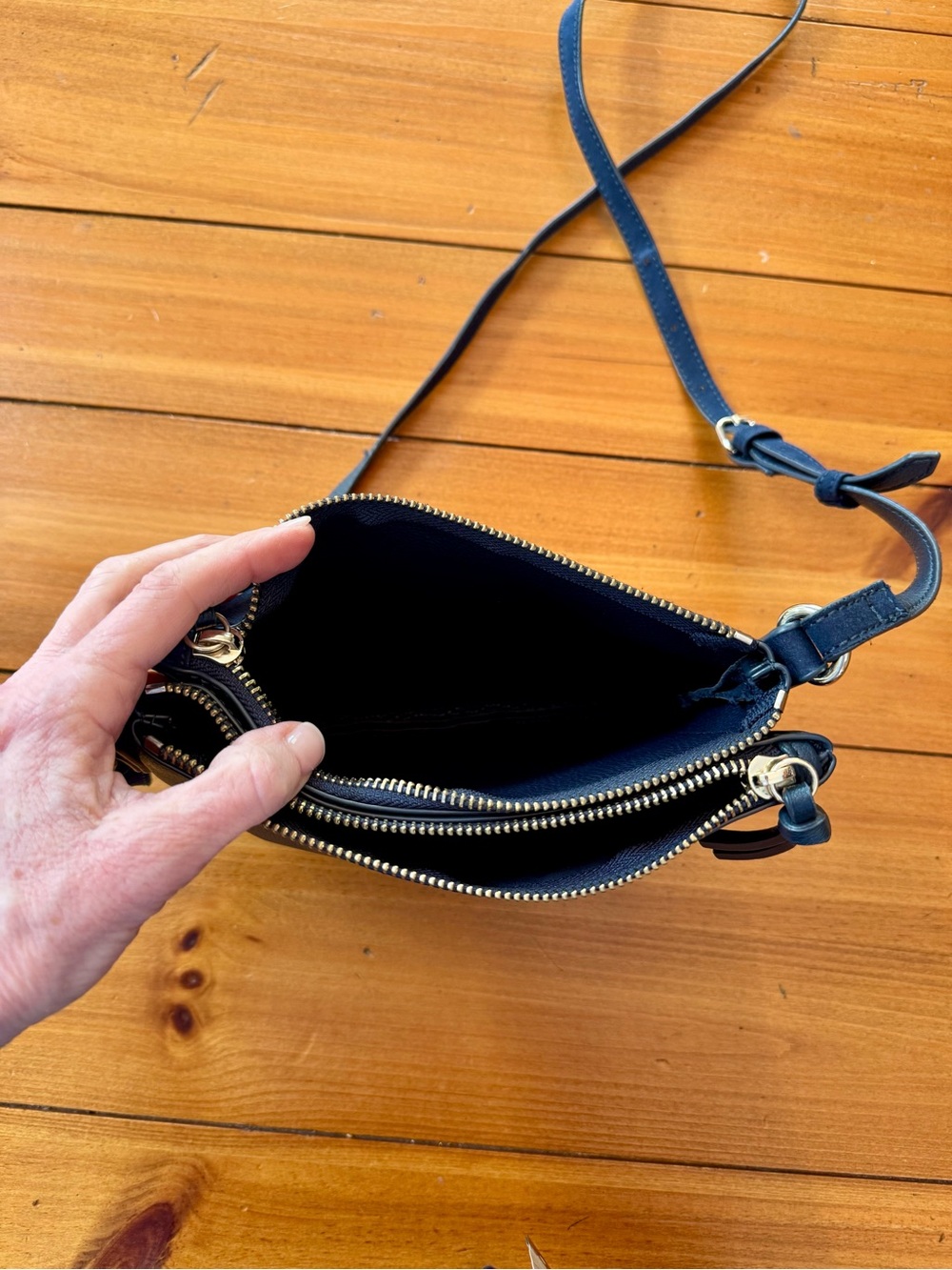 VINTAGE Y2K Gap Double Compartment Navy Blue Leather/Suede Crossbody Purse - Picture 6 of 9